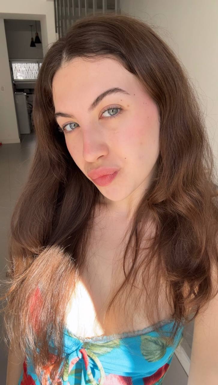 Nude girl Amber in Halapa-Enriquez