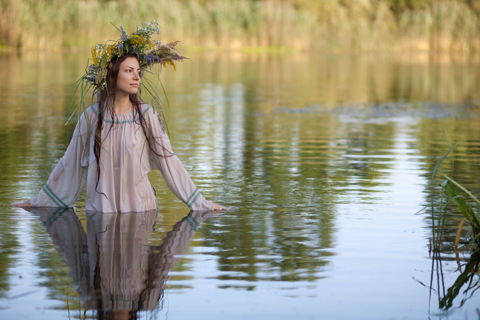 Slavic girls in Halapa-Enriquez